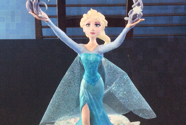 Elsa Frozen Sculpure